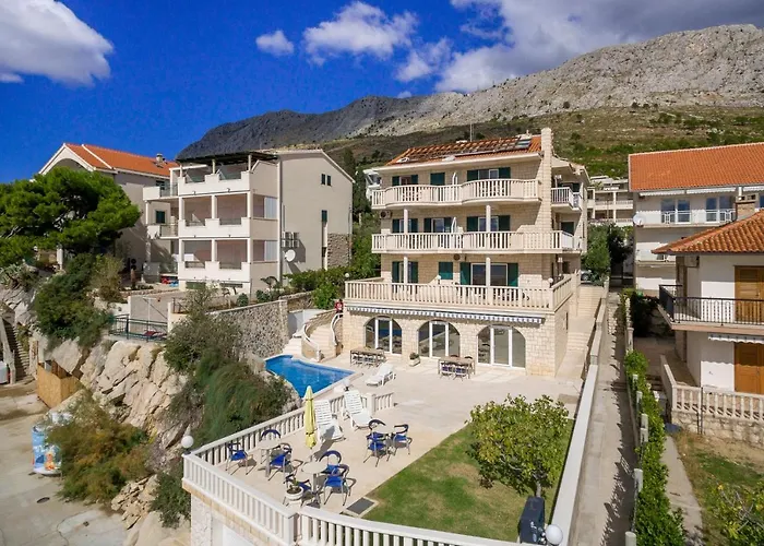 Aria With Private Heated Pool Apartment *