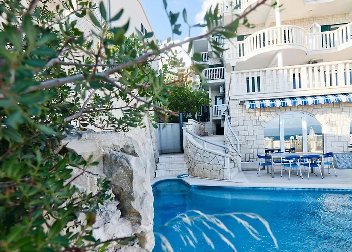 Aria With Private Heated Pool * Omiš